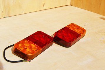 Ліхтар задній LED (12V 150мм х 80мм х 22мм) AL-00444 фото