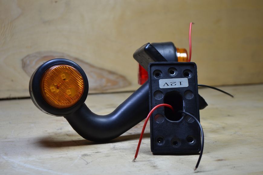 Габарит LED 12V заноса прицепа Правая сторона и левая 12V (РОЖКИ) AL-00362 фото