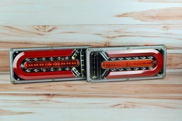 Ліхтар LED задній 12-24V до Автомобільної техніки, вантажівок (Біжить поворотник) Reap lamp Wagen AL-00388 фото